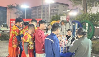 金蛇開運，物流送?！癫裎锪骷瘓F組織單位參加玉柴年貨節(jié)活動